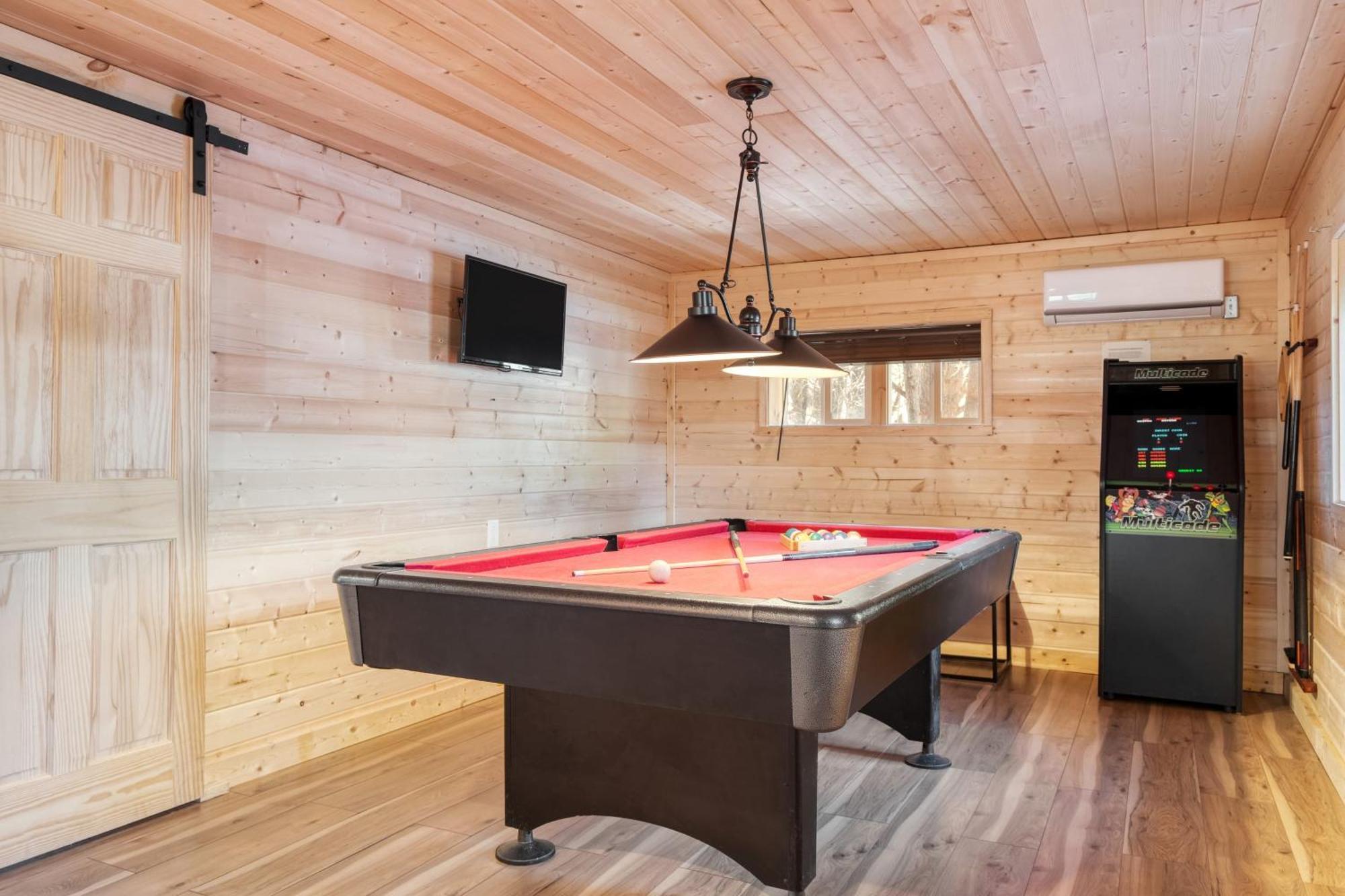 Sugar Cove By Avantstay Cabin By The River W Hot Tub Pool Table Guest House Gatlinburg Luaran gambar
