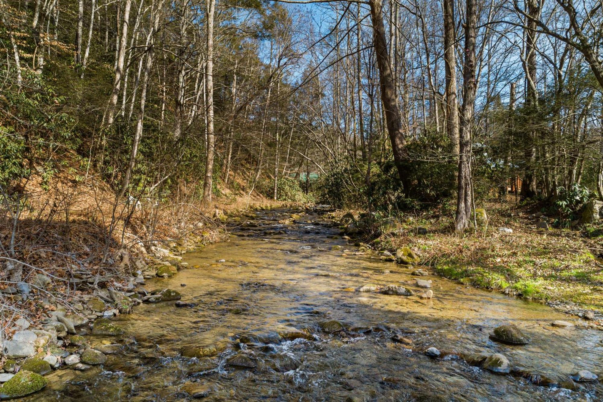 Sugar Cove By Avantstay Cabin By The River W Hot Tub Pool Table Guest House Gatlinburg Luaran gambar