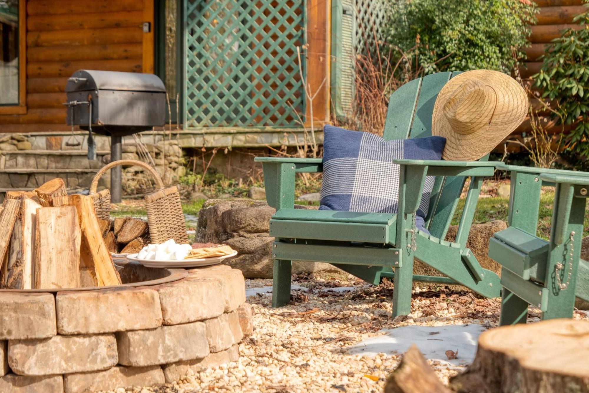 Sugar Cove By Avantstay Cabin By The River W Hot Tub Pool Table Guest House Gatlinburg Luaran gambar